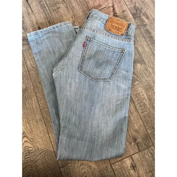 Levi Strauss & Co. Blue Medium Wash 5 Pocket Design Straight Jeans Size 30x30 - Picture 1 of 3